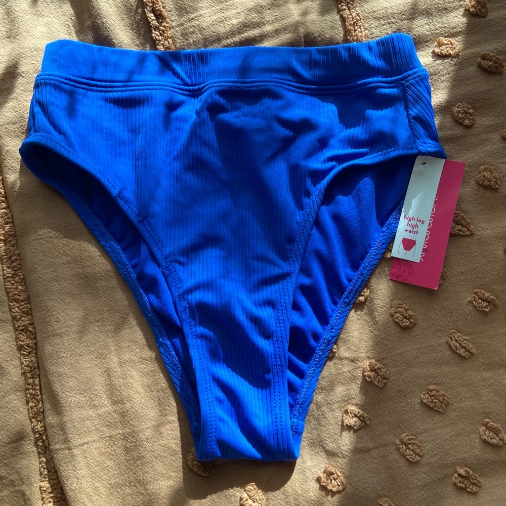 High waisted swim bottoms
